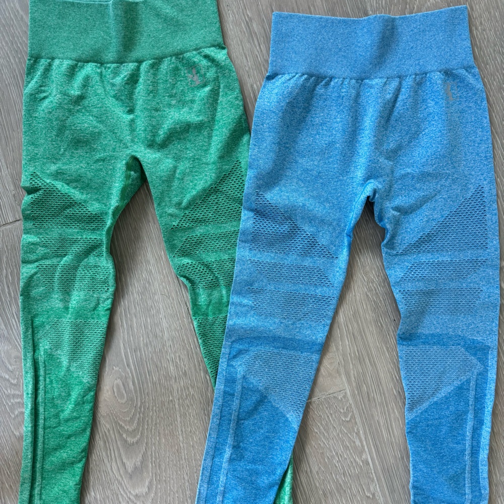 Bundle of 2 leggings Sara Patricia collection size S hyper green and hyper blue